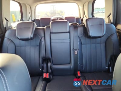 Zdjęcie 10 z 14 samochodu: 2016 MERCEDES-BENZ GL 450 4MATIC VIN:4JGDF6EE8GA701201 - miniatura