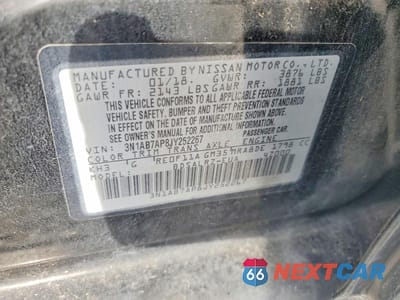Zdjęcie 12 z 12 samochodu: 2018 NISSAN SENTRA SR VIN:3N1AB7AP8JY252267 - miniatura
