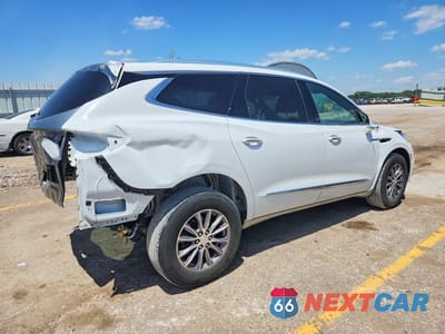 Trzecie zdjęcie samochodu z tyłu: 2022 BUICK ENCLAVE PREMIUM VIN:5GAEVBKW9NJ115641 - miniatura