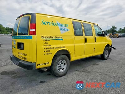 Trzecie zdjęcie samochodu z tyłu: 2019 CHEVROLET EXPRESS G2500 VIN:1GCWGAFP4K1158595 - miniatura