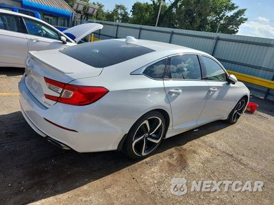 Trzecie zdjęcie samochodu z tyłu: 2019 HONDA ACCORD SPORT VIN:1HGCV1F35KA145698 - miniatura