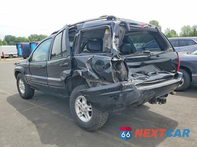 Drugie zdjęcie samochodu z przodu: 2000 JEEP GRAND CHEROKEE LIMITED VIN:1J4GW58N3YC286411 - miniatura