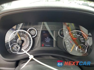 Zdjęcie 9 z 12 samochodu: 2022 RAM 2500 TRADESMAN VIN:3C6UR5CJ6NG250488 - miniatura