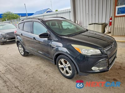 Czwarte zdjęcie samochodu z boku: 2014 FORD ESCAPE SE VIN:1FMCU0GX2EUD29928 - miniatura