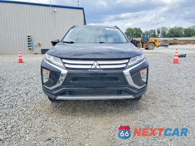 Piąte zdjęcie samochodu w środku: 2018 MITSUBISHI ECLIPSE CROSS SE VIN:JA4AT5AA1JZ043737 - miniatura