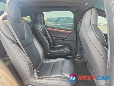 Zdjęcie 10 z 12 samochodu: 2019 TESLA MODEL X VIN:5YJXCBE41KF182065 - miniatura
