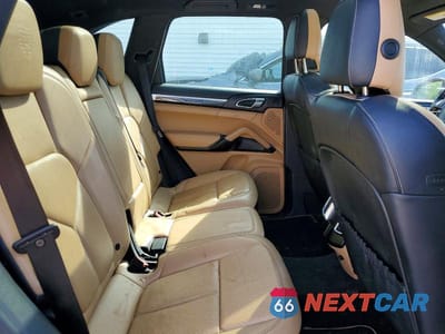 Zdjęcie 11 z 13 samochodu: 2014 PORSCHE CAYENNE BASE VIN:WP1AA2A27ELA94704 - miniatura