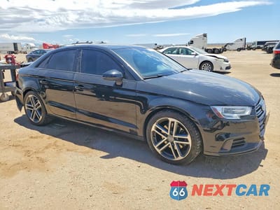 Czwarte zdjęcie samochodu z boku: 2020 AUDI A3 PREMIUM VIN:WAUAUGFF5LA032791 - miniatura