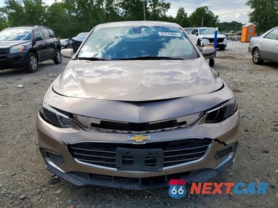 Piąte zdjęcie samochodu w środku: 2018 CHEVROLET MALIBU 3LT VIN:1G1ZD5ST3JF125971 - miniatura