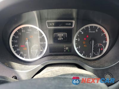 Zdjęcie 9 z 13 samochodu: 2017 INFINITI QX30 PREMIUM VIN:SJKCH5CR9HA028993 - miniatura