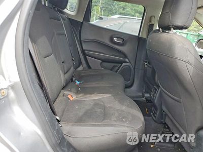 Zdjęcie 10 z 12 samochodu: 2019 JEEP COMPASS SPORT VIN:3C4NJCAB3KT624031 - miniatura