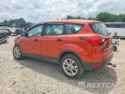 Drugie zdjęcie samochodu z przodu: 2019 FORD ESCAPE S VIN:1FMCU0F74KUB46981 - miniatura