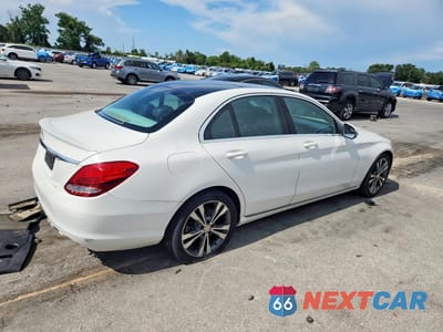 Trzecie zdjęcie samochodu z tyłu: 2017 MERCEDES-BENZ C 300 VIN:WDDWF4JB9HR252777 - miniatura