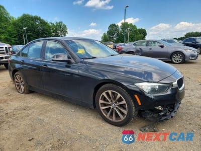 Czwarte zdjęcie samochodu z boku: 2016 BMW 320 XI VIN:WBA8E5G54GNU21359 - miniatura