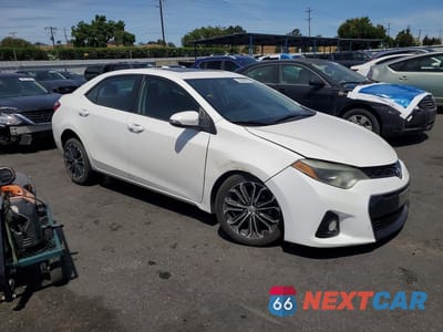 Czwarte zdjęcie samochodu z boku: 2016 TOYOTA COROLLA S PREMIUM VIN:5YFBURHEXGP559010 - miniatura