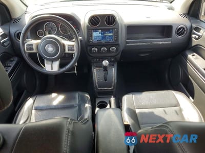 Zdjęcie 8 z 13 samochodu: 2011 JEEP COMPASS LIMITED VIN:1J4NF5FB1BD164048 - miniatura