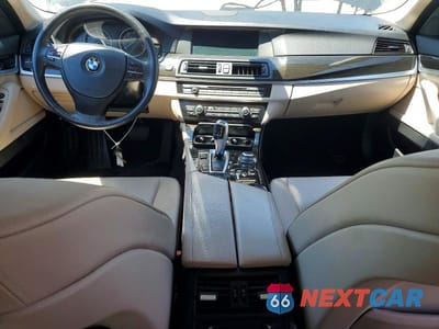Zdjęcie 8 z 12 samochodu: 2012 BMW 528 XI VIN:WBAXH5C50CDW10521 - miniatura