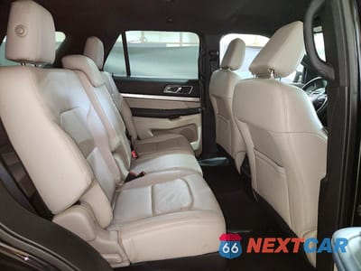 Zdjęcie 11 z 13 samochodu: 2018 FORD EXPLORER XLT VIN:1FM5K8D88JGA44489 - miniatura