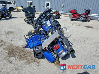 Czwarte zdjęcie samochodu z boku: 2017 HARLEY-DAVIDSON FLHTK ULTRA LIMITED VIN:1HD1KED18HB684647 - miniatura
