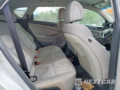 Zdjęcie 11 z 13 samochodu: 2016 HYUNDAI TUCSON SE VIN:KM8J23A42GU161644 - miniatura