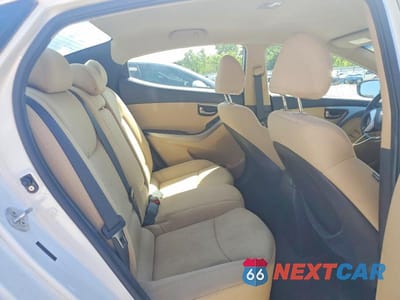 Zdjęcie 10 z 12 samochodu: 2012 HYUNDAI ELANTRA GLS VIN:5NPDH4AE2CH071137 - miniatura