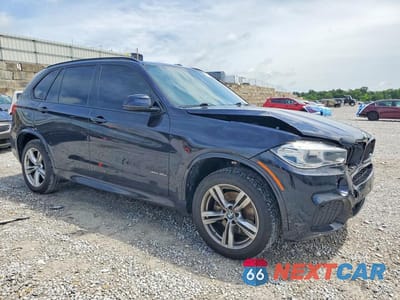 Czwarte zdjęcie samochodu z boku: 2018 BMW X5 VIN:5UXKT0C52J0V99877 - miniatura