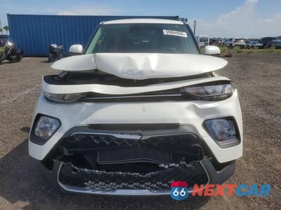 Piąte zdjęcie samochodu w środku: 2022 KIA SOUL LX VIN:KNDJ23AU5N7836175 - miniatura