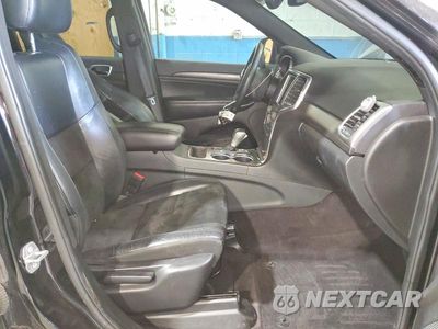 Zdjęcie 7 z 13 samochodu: 2018 JEEP GRAND CHEROKEE LAREDO VIN:1C4RJFAGXJC120620 - miniatura