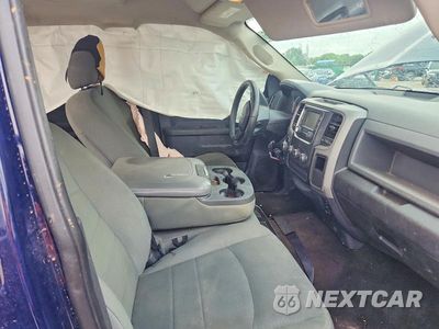 Zdjęcie 7 z 12 samochodu: 2017 RAM 1500 ST VIN:3C6RR7KT9HG595233 - miniatura