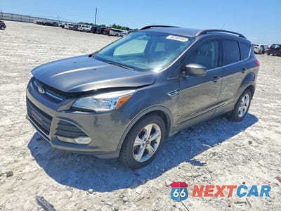 2015 FORD ESCAPE SE 1FMCU0G96FUB10697 - główne zdjęcie licytacji z USA - miniatura