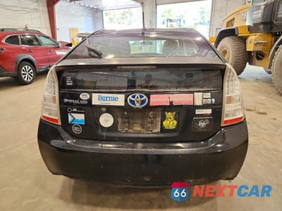 Zdjęcie 6 z 12 samochodu: 2011 TOYOTA PRIUS THREE VIN:JTDKN3DU1B1376762 - miniatura