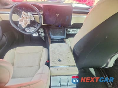 Zdjęcie 8 z 13 samochodu: 2023 TESLA MODEL S VIN:5YJSA1E50PF512451 - miniatura