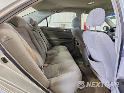 Zdjęcie 10 z 12 samochodu: 2005 TOYOTA CAMRY LE VIN:4T1BE30K45U399519 - miniatura