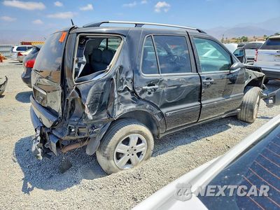 Trzecie zdjęcie samochodu z tyłu: 2005 MERCEDES-BENZ ML 350 VIN:4JGAB57E45A534550 - miniatura