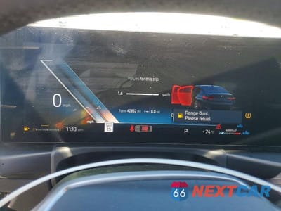 Zdjęcie 9 z 12 samochodu: 2025 BMW 330I VIN:3MW69CW05S8F09449 - miniatura