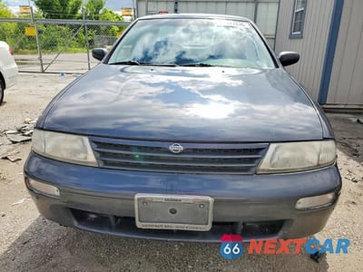 Piąte zdjęcie samochodu w środku: 1996 NISSAN ALTIMA XE VIN:1N4BU31D1TC192621 - miniatura