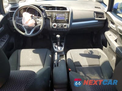 Zdjęcie 8 z 12 samochodu: 2019 HONDA FIT LX VIN:3HGGK5H45KM732218 - miniatura