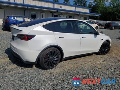 Trzecie zdjęcie samochodu z tyłu: 2020 TESLA MODEL Y VIN:5YJYGDEF6LF037465 - miniatura