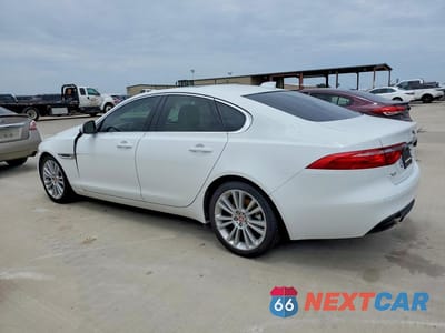 Drugie zdjęcie samochodu z przodu: 2020 JAGUAR XF PREMIUM VIN:SAJBD4FX7LCY83172 - miniatura