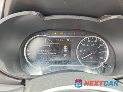 Zdjęcie 9 z 13 samochodu: 2021 NISSAN VERSA SR VIN:3N1CN8FV1ML923194 - miniatura
