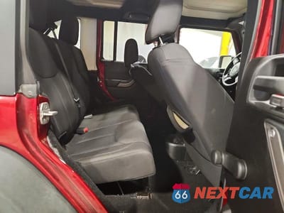 Zdjęcie 11 z 13 samochodu: 2013 JEEP WRANGLER UNLIMITED SPORT VIN:1C4BJWDGXDL609780 - miniatura