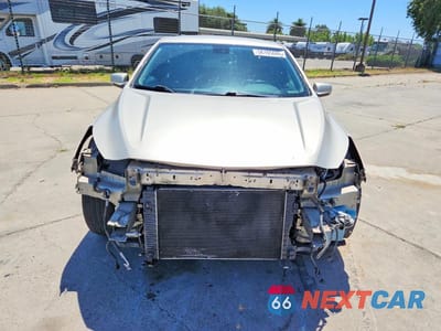 Piąte zdjęcie samochodu w środku: 2016 CHEVROLET MALIBU LIMITED LTZ VIN:1G11E5SA3GF102157 - miniatura