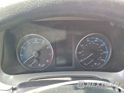 Zdjęcie 9 z 14 samochodu: 2018 TOYOTA RAV4 LE VIN:2T3ZFREV1JW515147 - miniatura