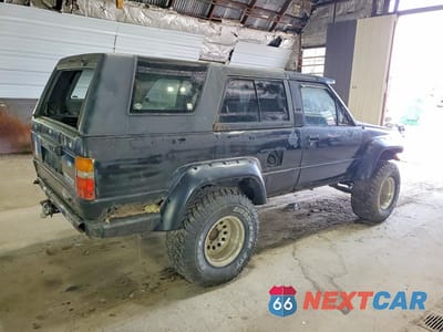 Trzecie zdjęcie samochodu z tyłu: 1986 TOYOTA 4RUNNER RN60 VIN:JT4RN62D7G0075302 - miniatura