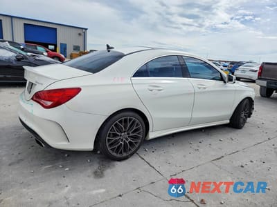 Trzecie zdjęcie samochodu z tyłu: 2014 MERCEDES-BENZ CLA 250 4MATIC VIN:WDDSJ4GB6EN125119 - miniatura