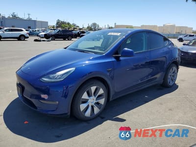 2021 TESLA MODEL Y 5YJYGDEE5MF153264 - główne zdjęcie licytacji z USA - miniatura