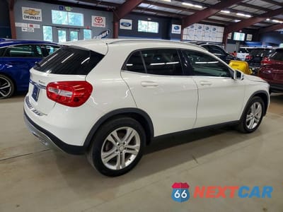 Trzecie zdjęcie samochodu z tyłu: 2015 MERCEDES-BENZ GLA 250 4MATIC VIN:WDCTG4GB0FJ065967 - miniatura
