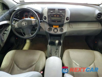 Zdjęcie 8 z 13 samochodu: 2008 TOYOTA RAV4 LIMITED VIN:JTMBD31V685195366 - miniatura