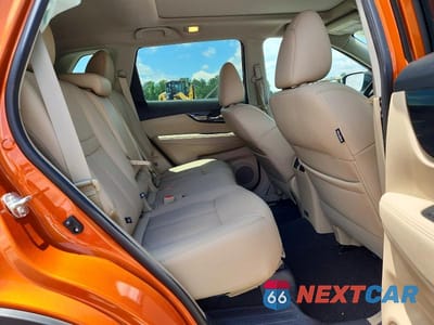 Zdjęcie 11 z 13 samochodu: 2019 NISSAN ROGUE SL VIN:5N1AT2MT7KC816633 - miniatura