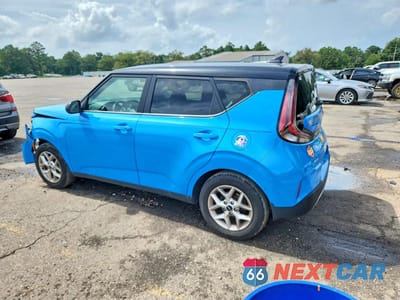 Drugie zdjęcie samochodu z przodu: 2023 KIA SOUL S VIN:KNDJ23AU1P7210349 - miniatura